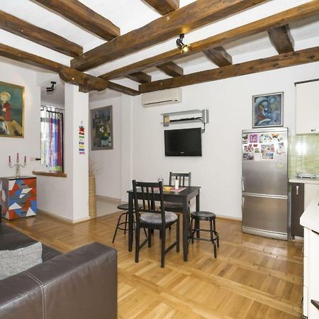 Little Place Near Sea Apartman Appartement Jesenice  Buitenkant foto