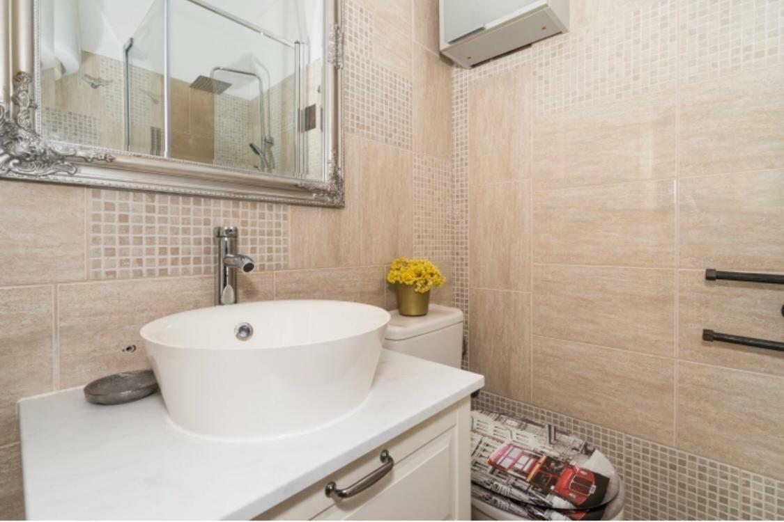 Little Place Near Sea Apartman Appartement Jesenice  Buitenkant foto